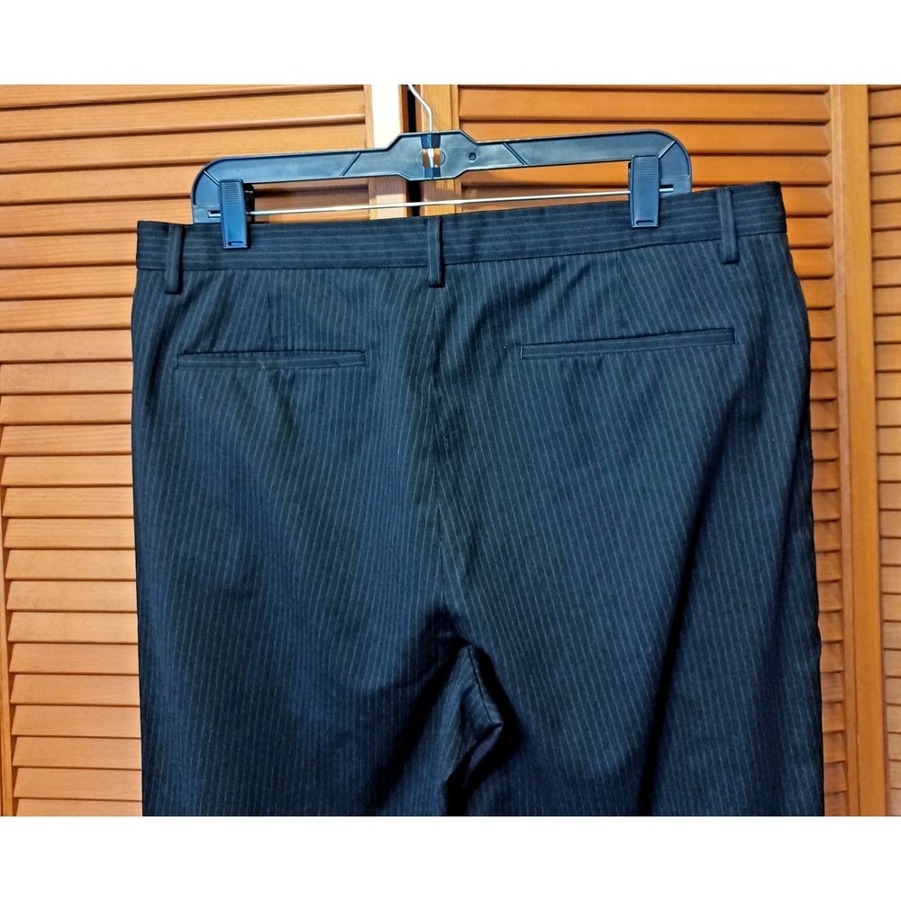 Calvin Klein Mens Dress Pants Black w/Blue Pinstripe 36x34 Flat Front Trousers